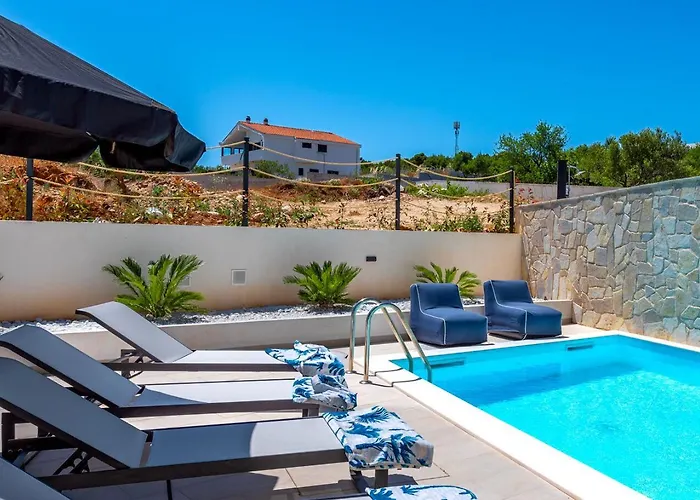 Navy Lemon Villa Vodice