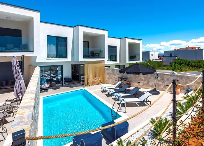 Navy Lemon Villa Vodice